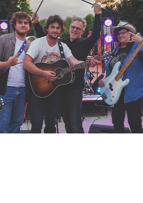 Kolten Taylor & The Truck Toppers