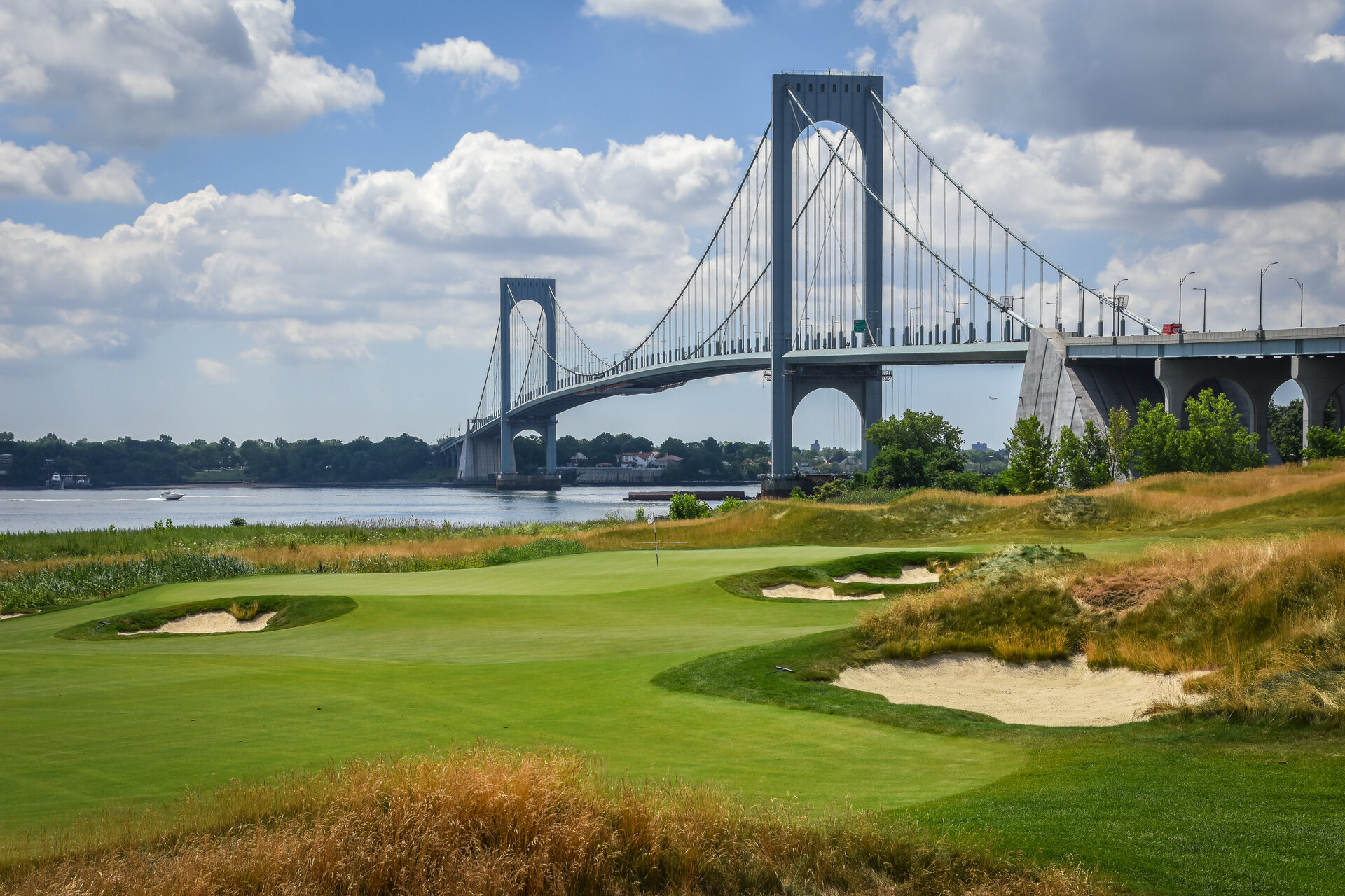 NYC Golf Course with view of bridge