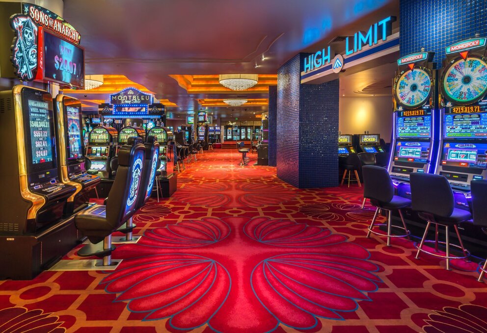 Casino in Stateline, Nevada | Bally's Lake Tahoe Casino Resort